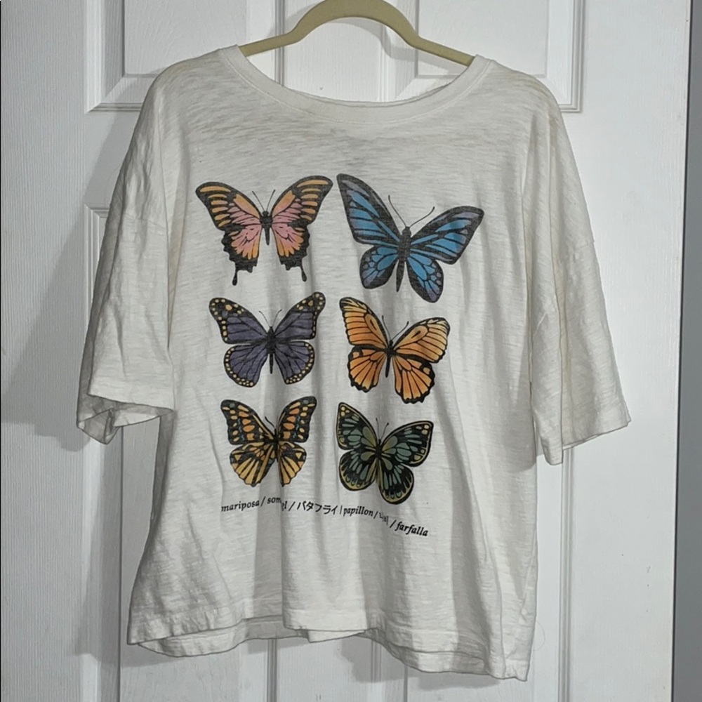 graphic tee